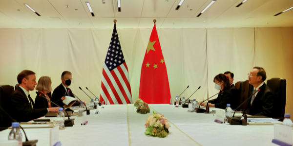 中美高層瑞士會(huì)晤：防止矛盾抵抗